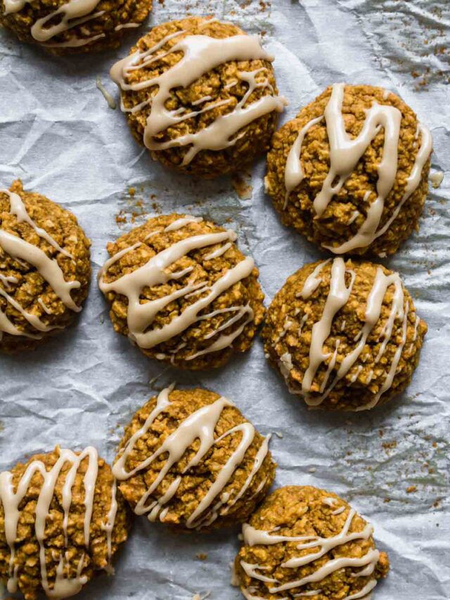 Vegan Pumpkin Oatmeal Cookies with Maple Glaze